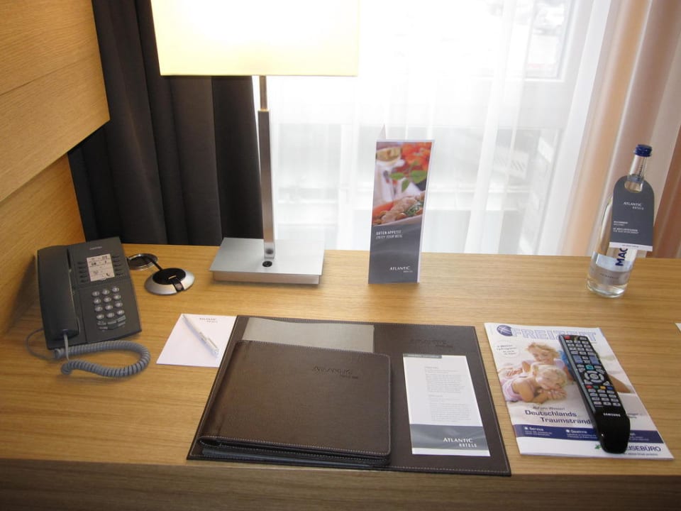 Schreibtisch ATLANTIC Hotel Kiel