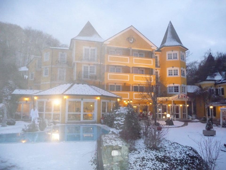 Vorderansicht des Hotels Schlössl Hotel Kindl