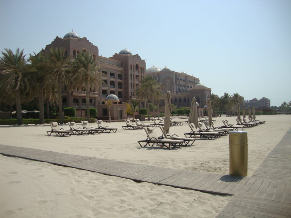 Strand Emirates Palace Mandarin Oriental