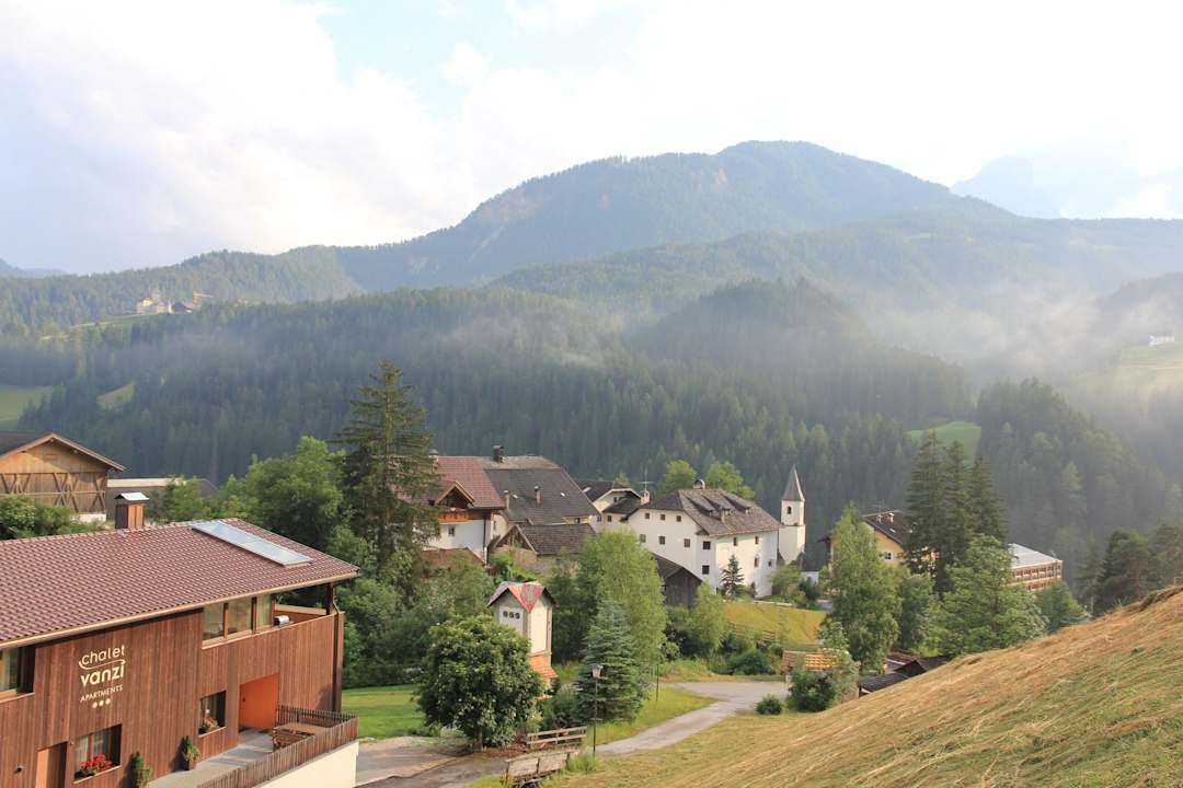 Blick von Chalet Vanzi auf St.Martin/Pikolein Chalet Vanzi
