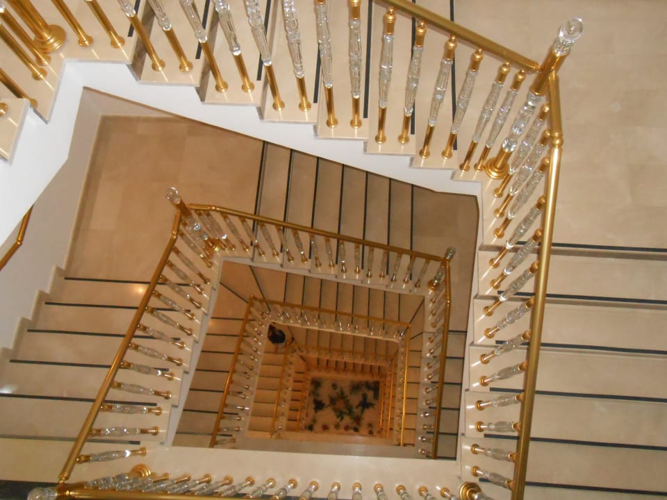 Treppenhaus vom 3.Stock Mary Hotel Side