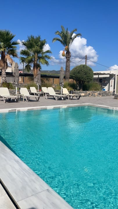 Pool Petousis Hotel & Suites