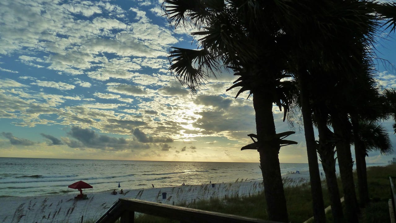 Vom Zimmer 5 Meter zum Strand Holiday Inn Express & Suites Panama City Beach - Beachfront