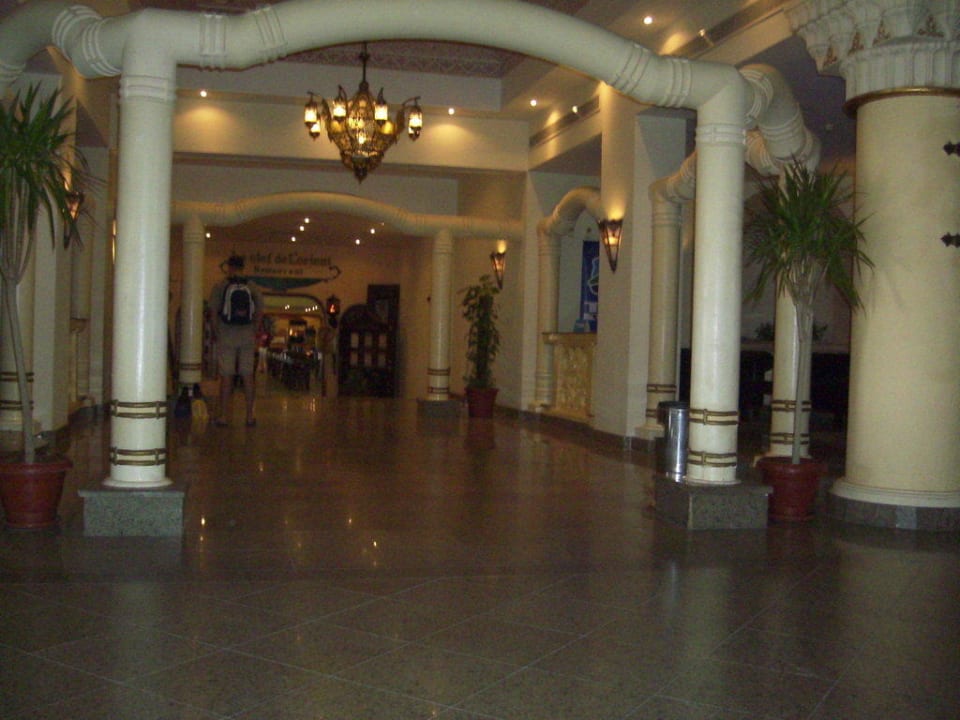 Eingang zum Restaurant Pickalbatros Dana Beach Resort - Hurghada