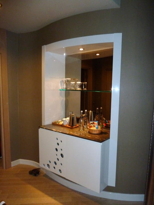 Le mini bar et le nécessaire café / thé Maxx Royal Belek Golf Resort
