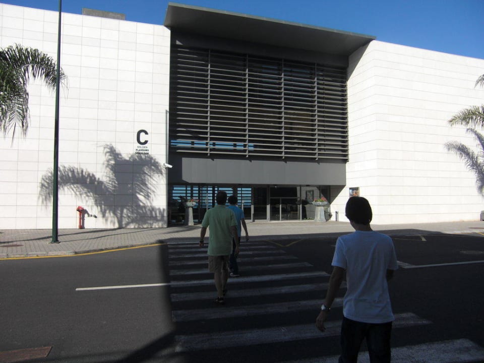 Zugang zu Block C Hotel Golden Residence