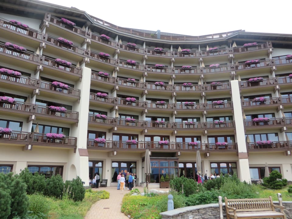 Außenansicht Interalpen-Hotel Tyrol