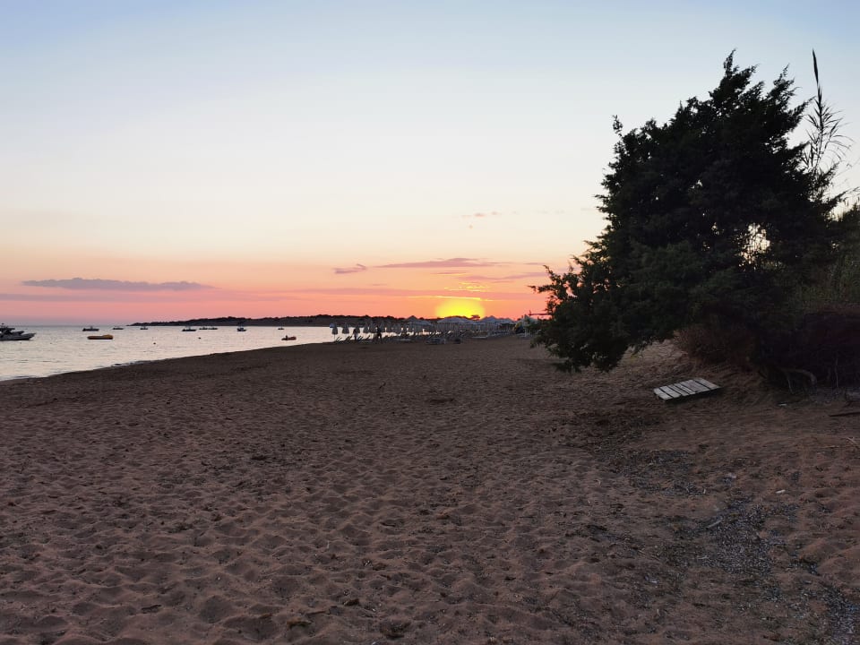 Strand Sandy Beach Resort