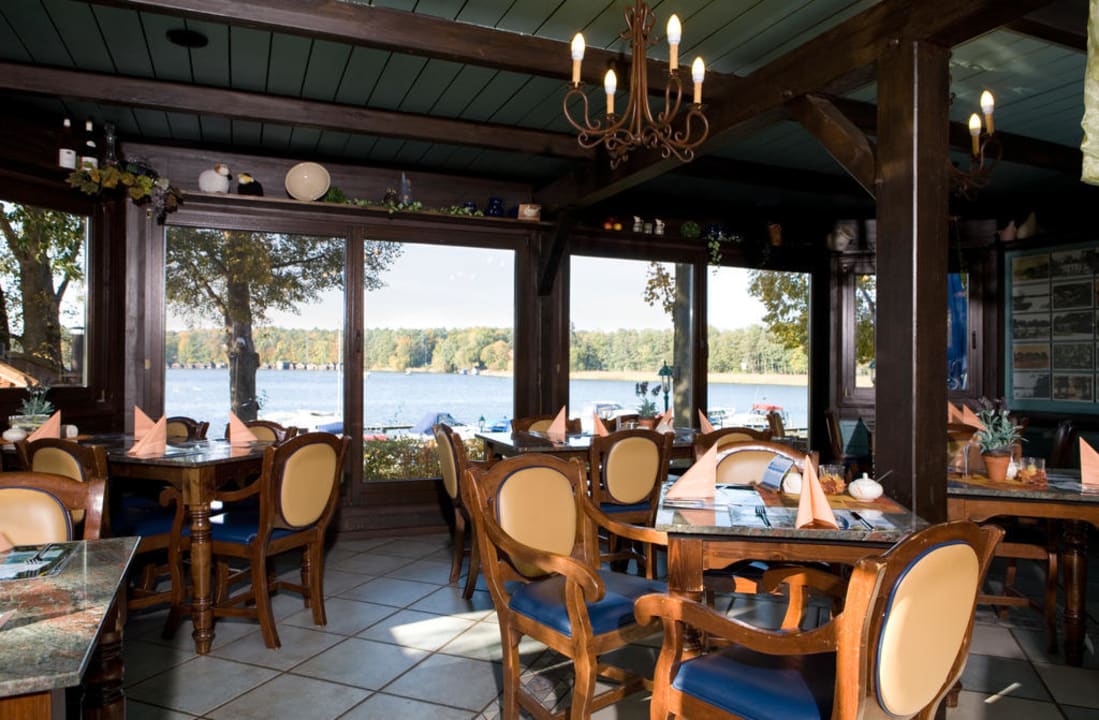 "Blick auf den Schlabornsee" Hotel Haus am See (Rheinsberg ...