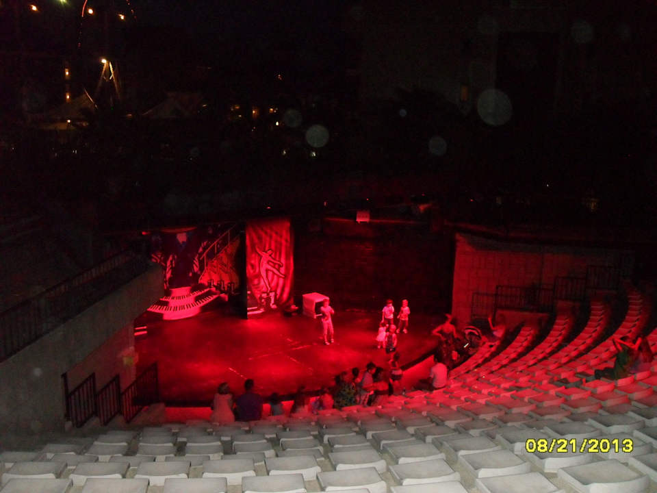 Amphitheater Club Side Coast