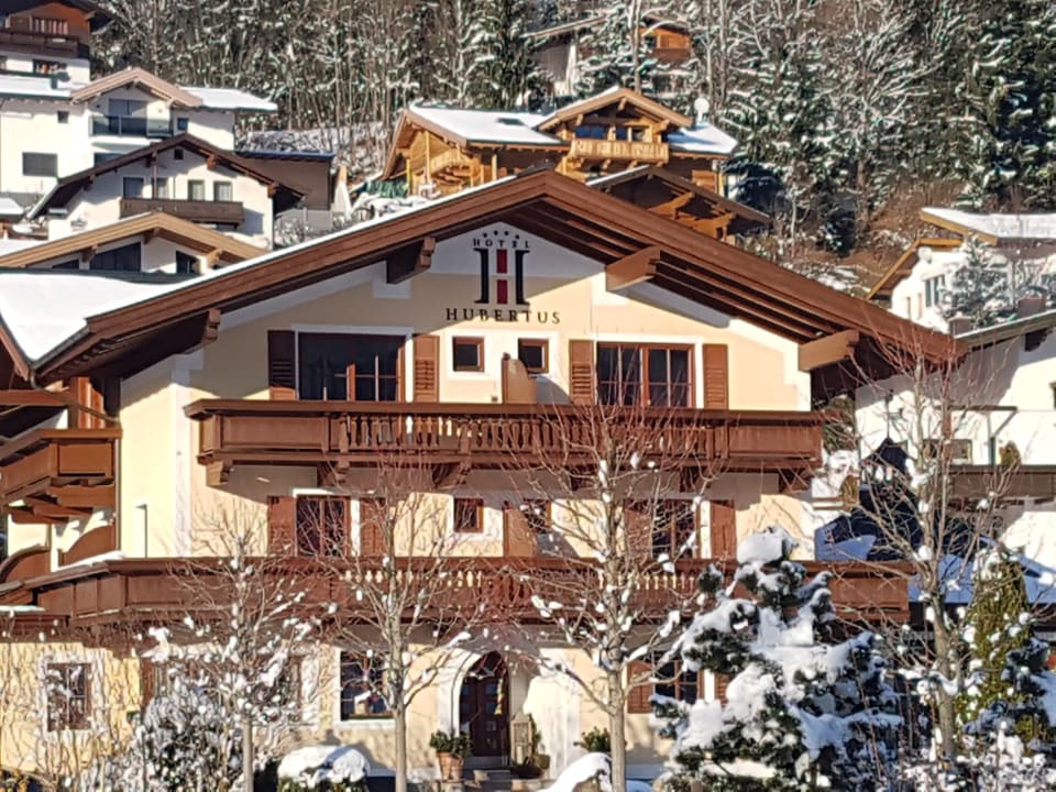Außenansicht Hubertus Hotel & Apartments
