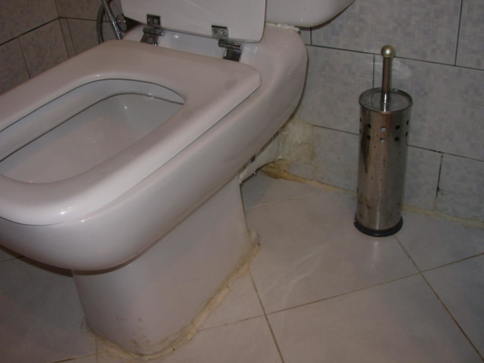 Bad,kein Ort zum Wohlfühlen Ali Baba Palace Hotel