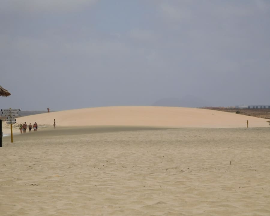 Sanddüne am Hotelstrand Hotel Riu Funana