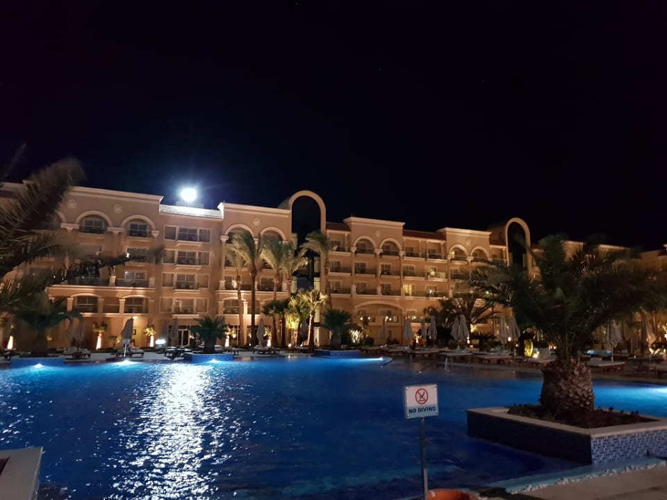 Pool Premier Le Reve Hotel & Spa