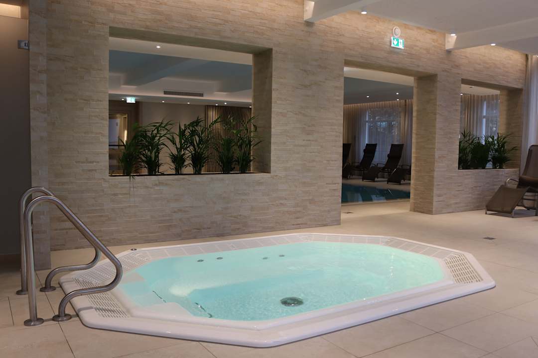 Pool Wilfinger Ring Bio Hotel