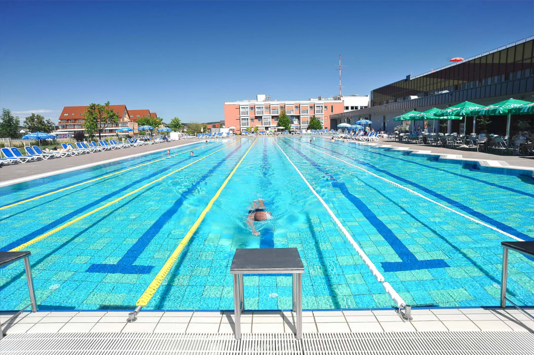 Olympic Pool Hotel Vivat