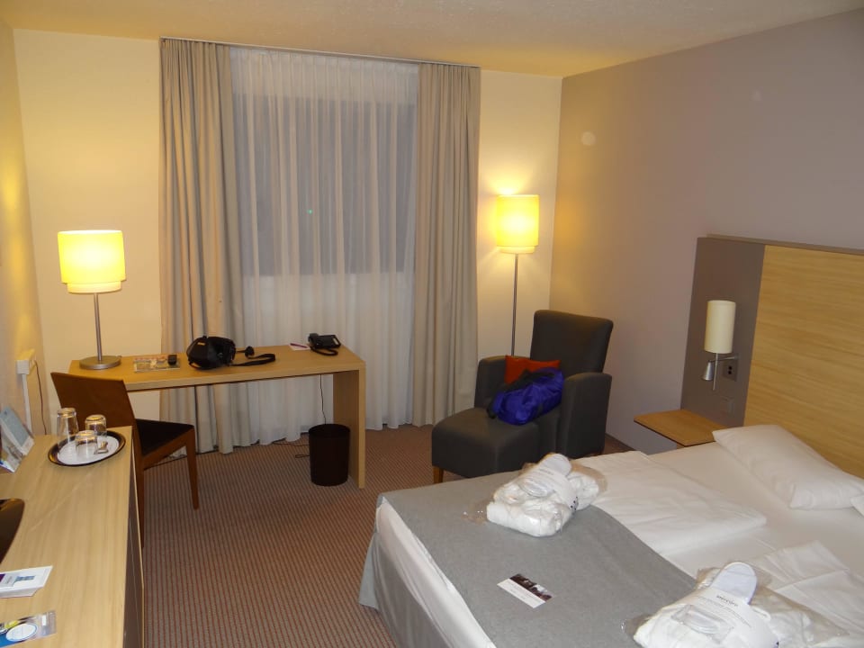 Bedroom Fürther Hotel Mercure Nürnberg West