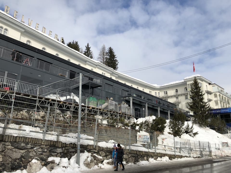 Das Hotel mit WEF Anbau Steigenberger Icon Grandhotel Belvédère