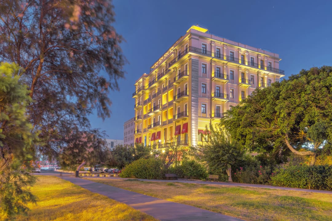 Außenansicht Hotel GDM Megaron Historical Monument Hotel