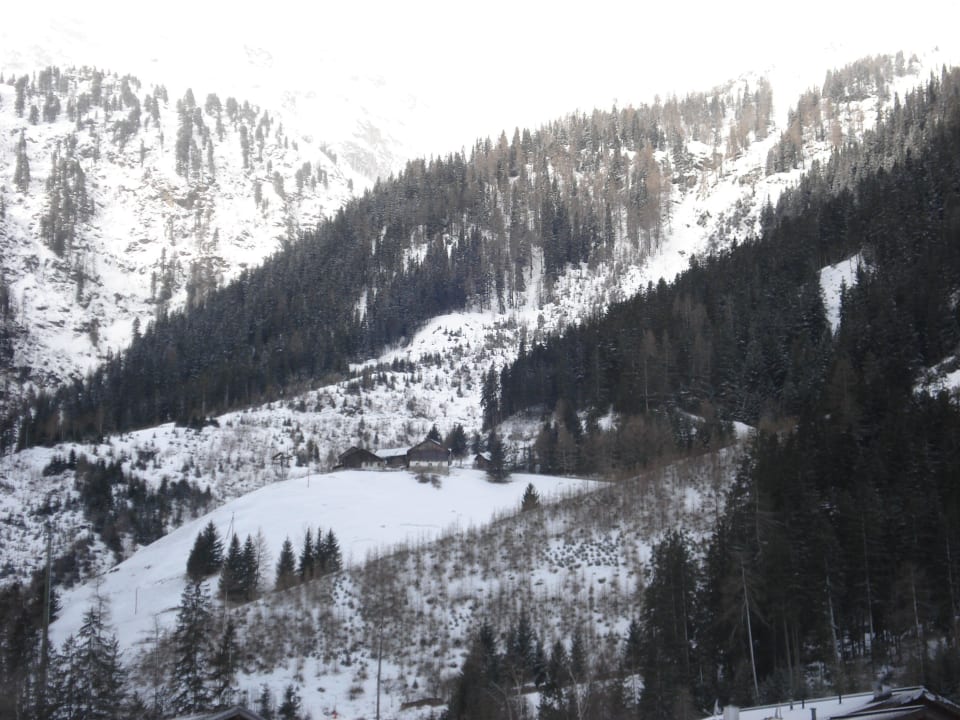 Vor dem Haus Haus Landes