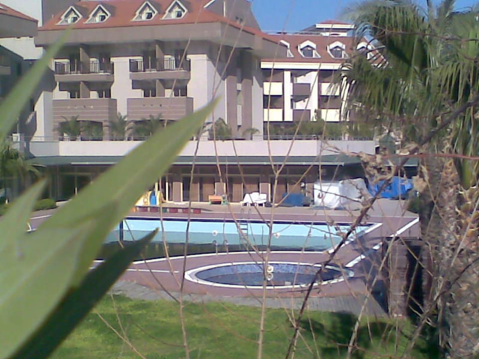 Pool am Altbau Hane Family Resort