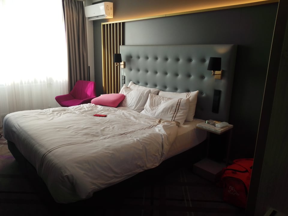 Zimmer Premier Inn Saarbrücken City Centre