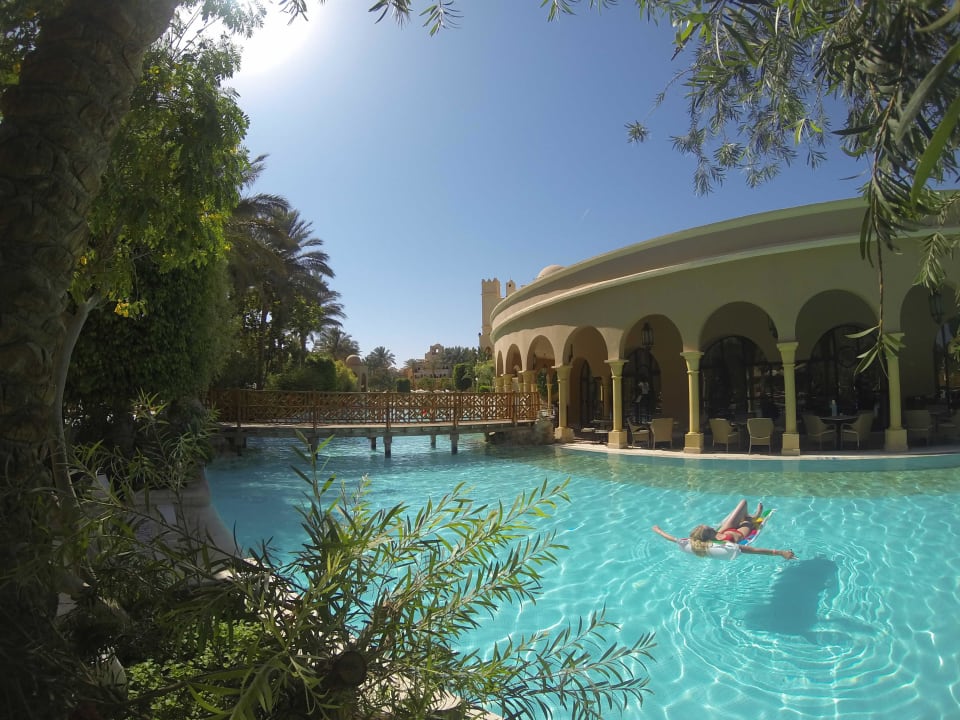1. der 2 Pools  Makadi Palace