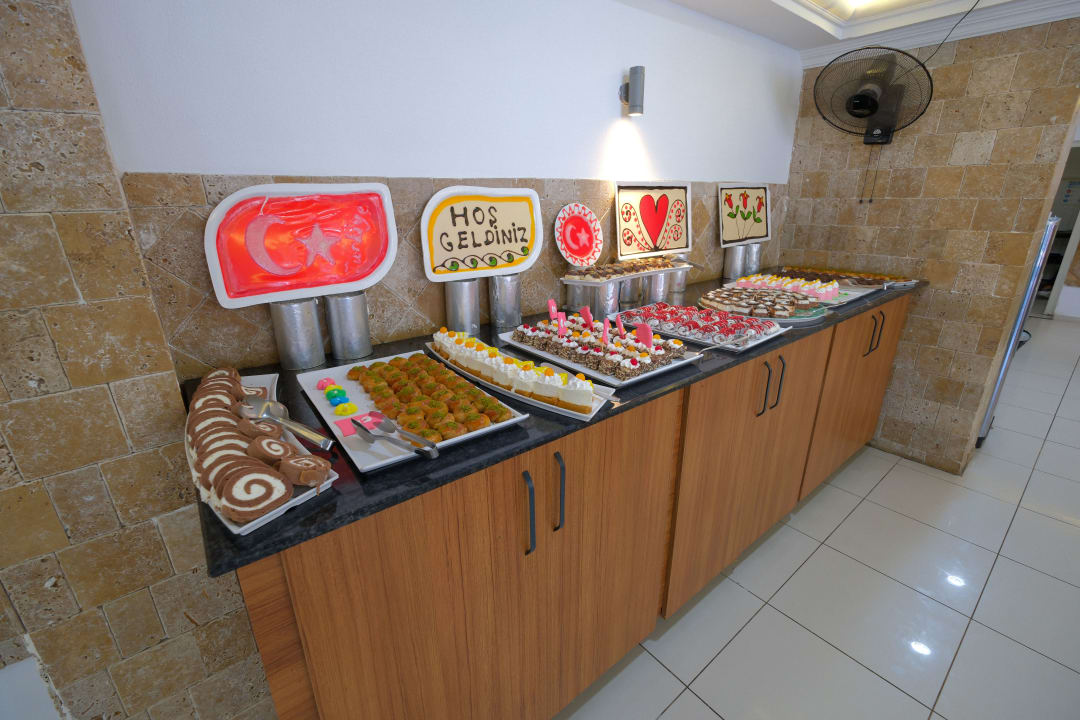 Gastro Rich Melissa Hotel