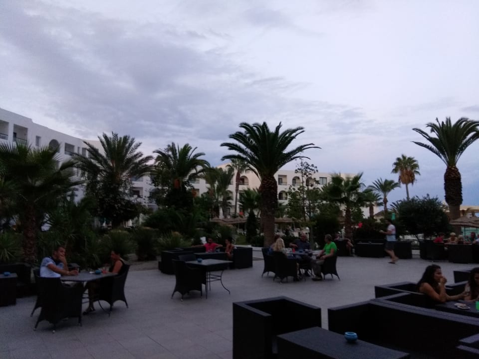 Gartenanlage Nozha Beach Resort & Spa