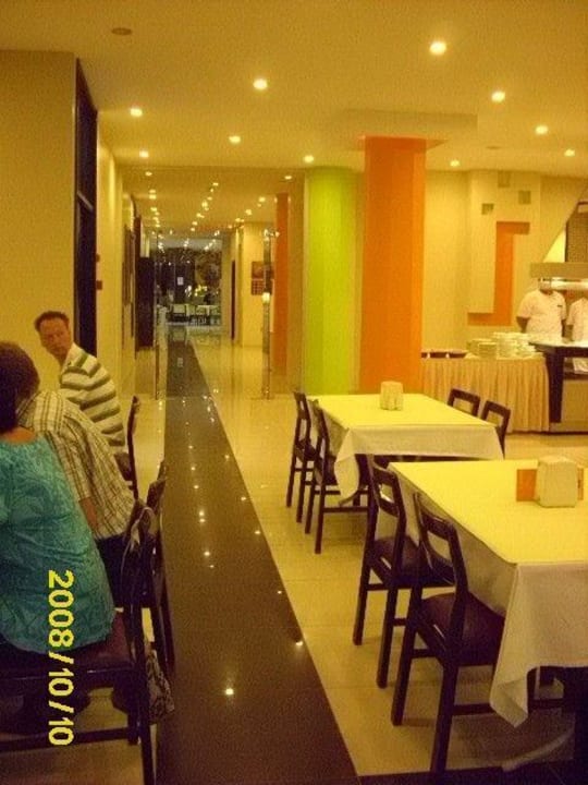 Restaurant Hotel Kleopatra Ada Beach