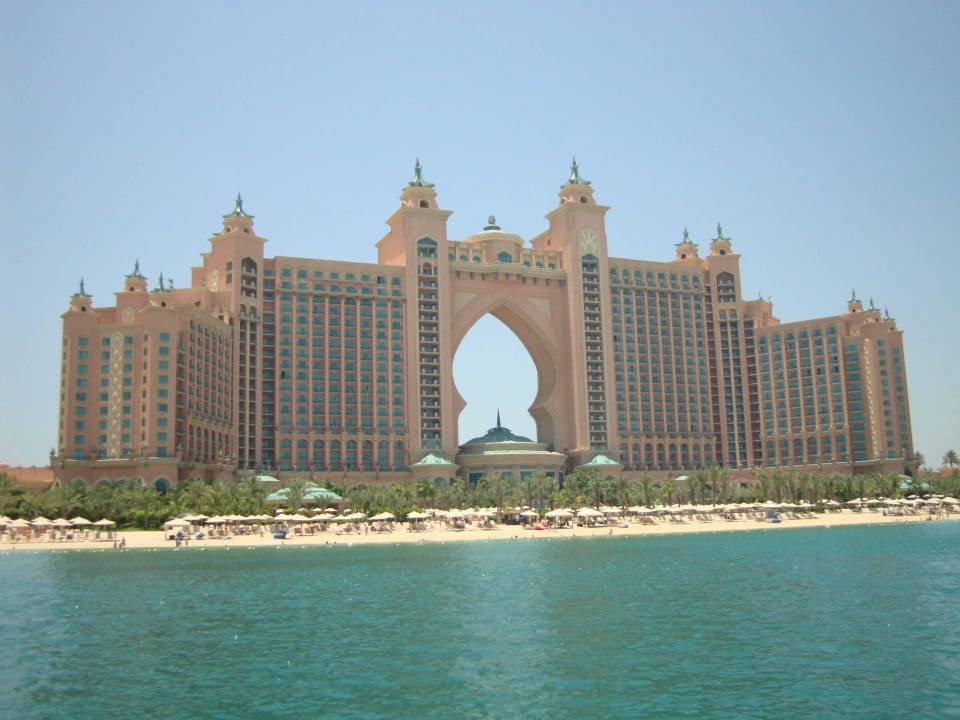 Hotelkomplex vom Meer aus gesehen Atlantis, The Palm