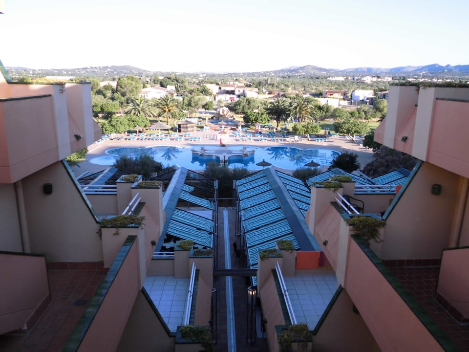 Poolansicht vom 3. Stock Hotel Mariant Park