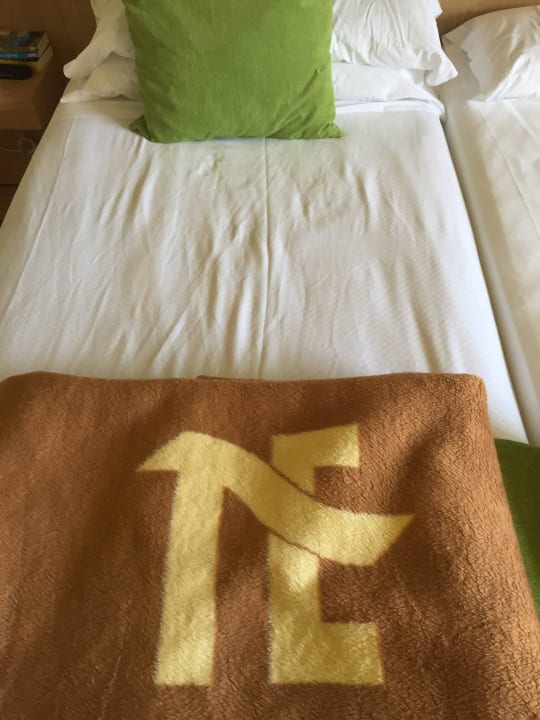 Oft findet man noch das Logo des "alten" Hotels TUI BLUE Isla Cristina Palace