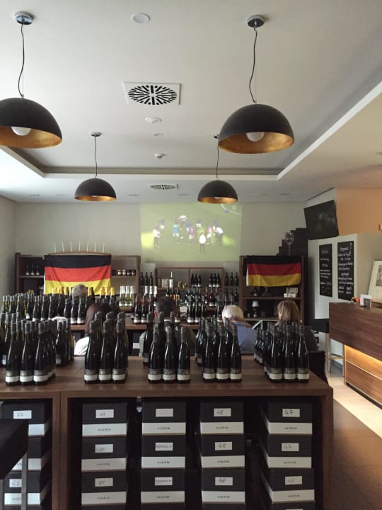 EM Viertelfinale. Bestes Ambiente und Stimmung VINOTEL Schreieck