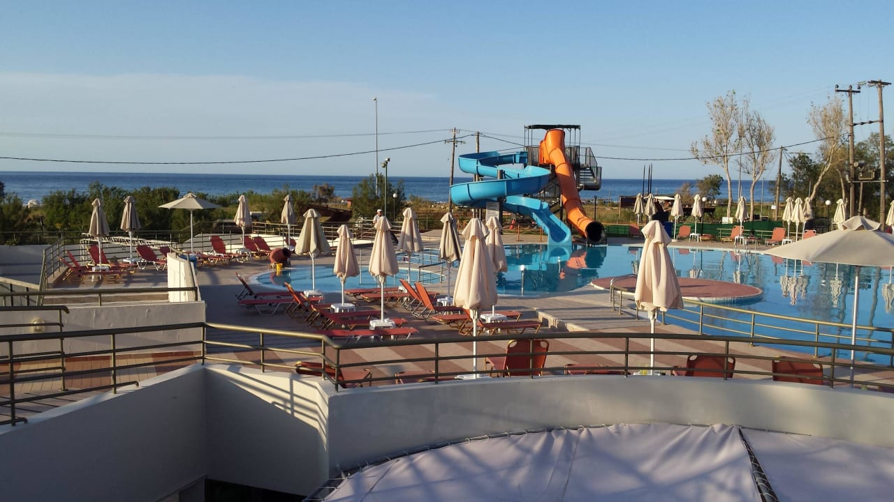 Pool mit Rutschen HARPIN Georgioupolis Resort Aquapark & SPA