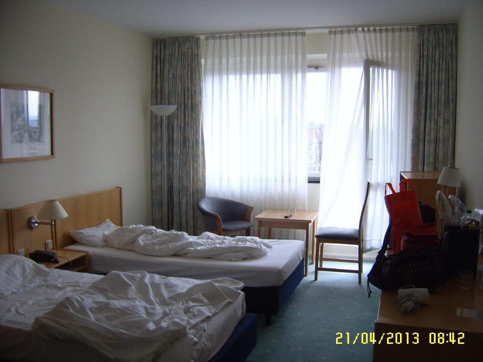 Unaufgeräumtes Zimmer Soibelmanns Hotel Weimar