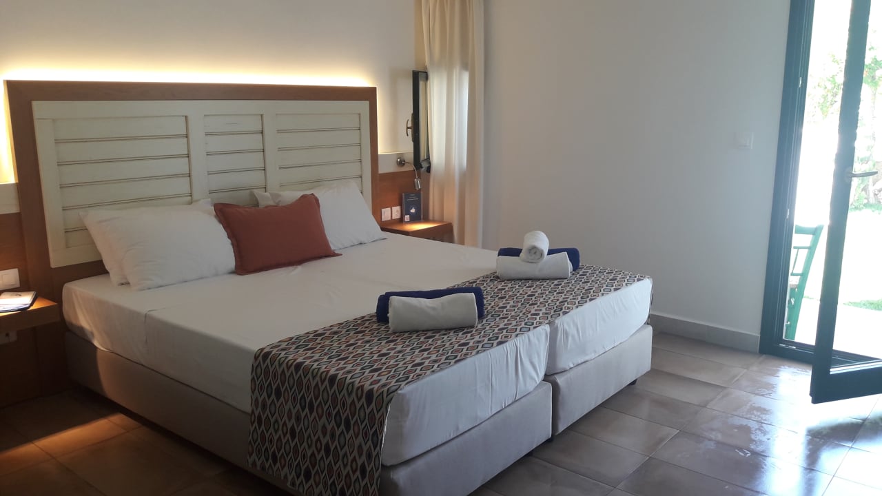 Zimmer Kalypso Hotel