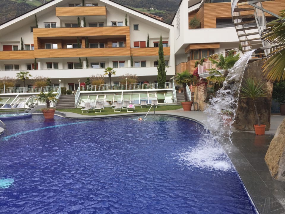 Pool TYROL family retreat