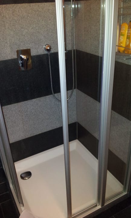 42 Hotel & Gasthaus Goldener Hirsch