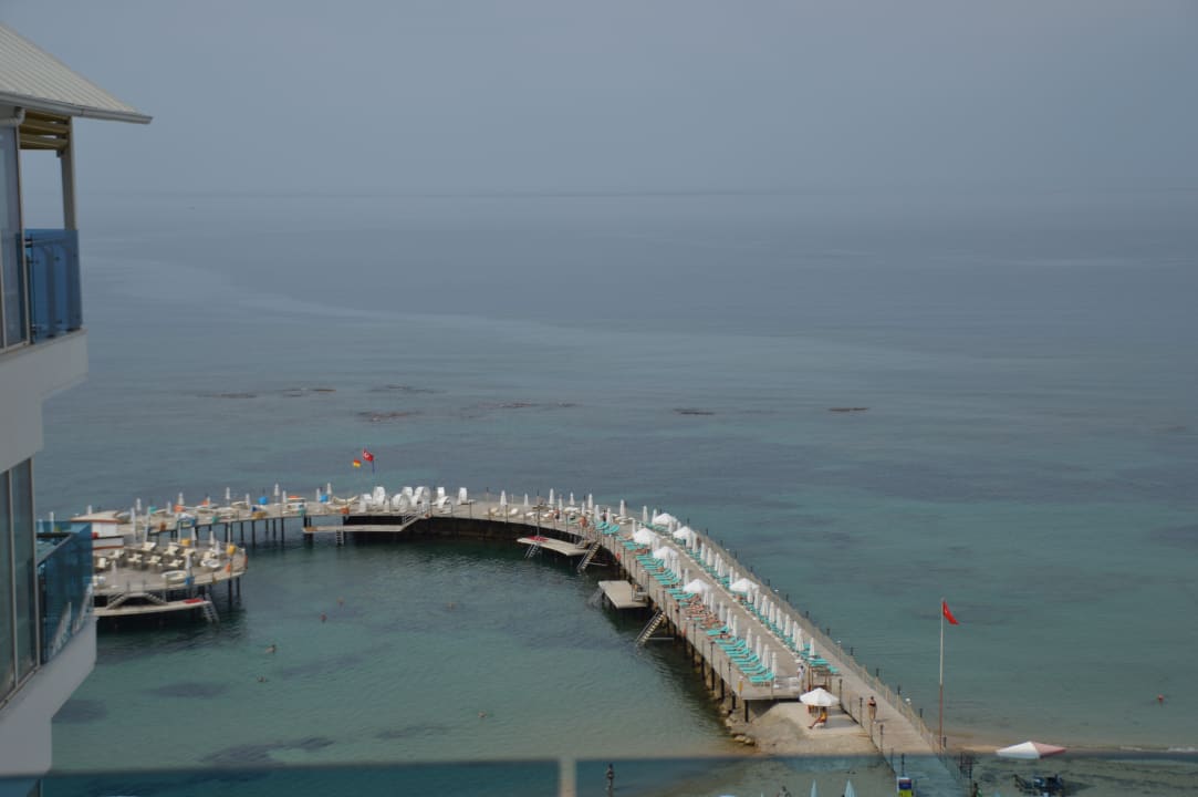 Ausblick Azura Deluxe Resort & Spa Hotel