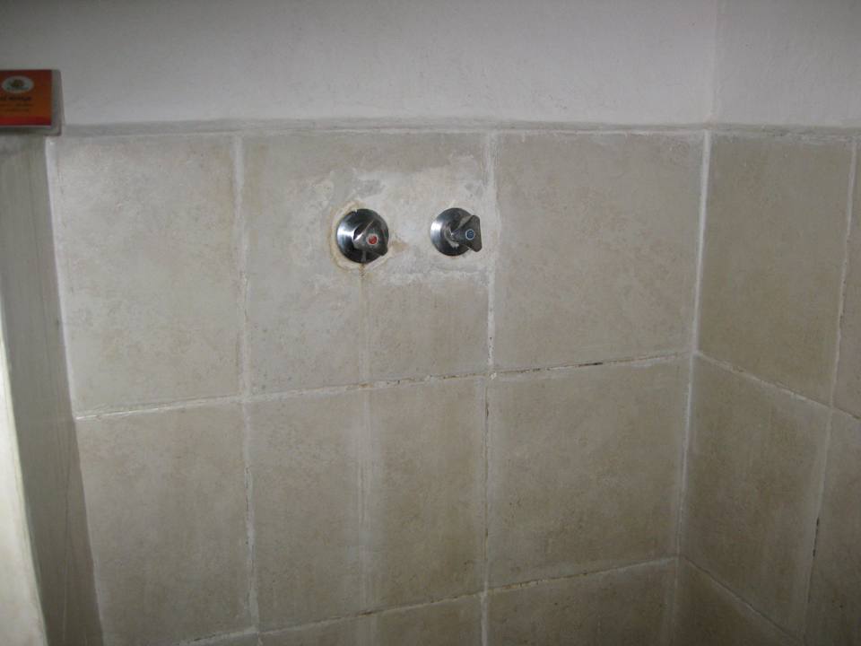 Dusche mit Schimmel Hotel Scorpio Villas