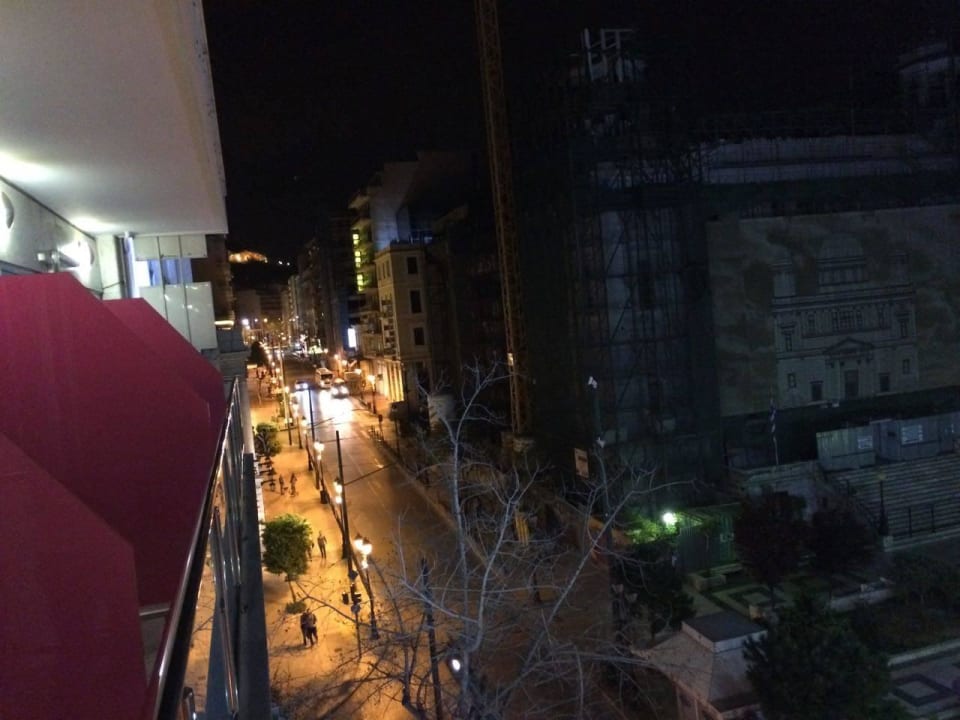 Widok na ulicę przed hotelem Best Western Hotel Pythagorion