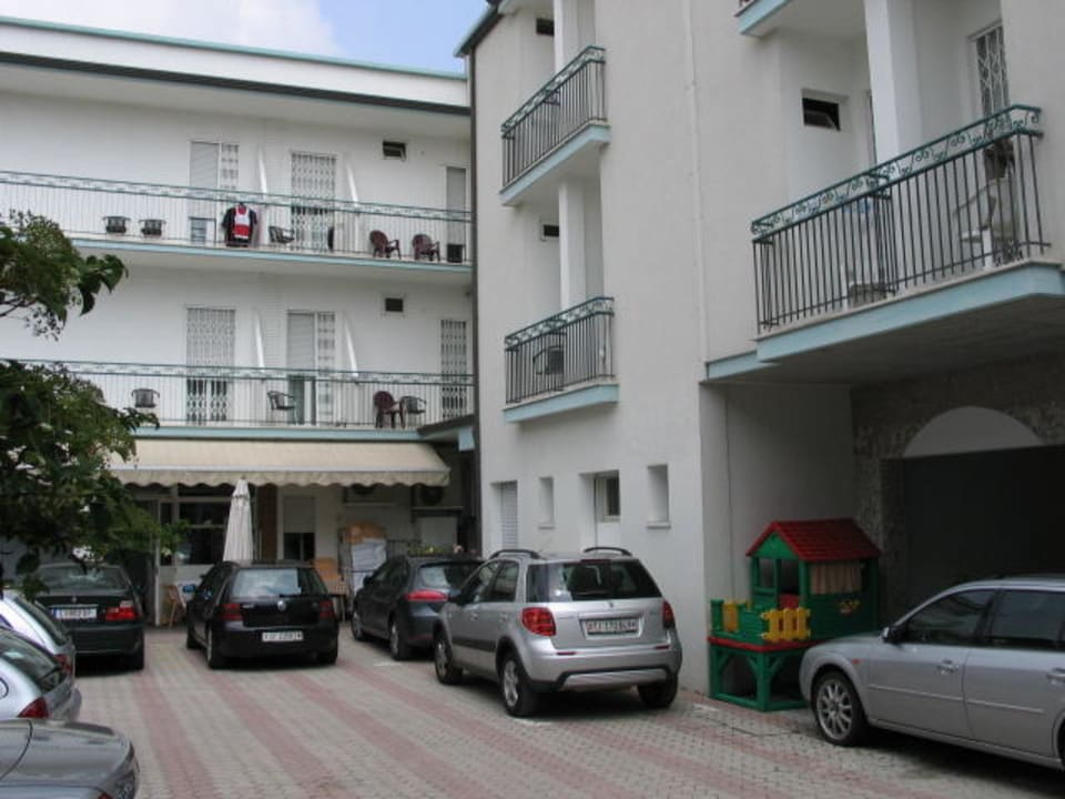 Hotel Giamaika (Rückansicht) Hotel Giamaika