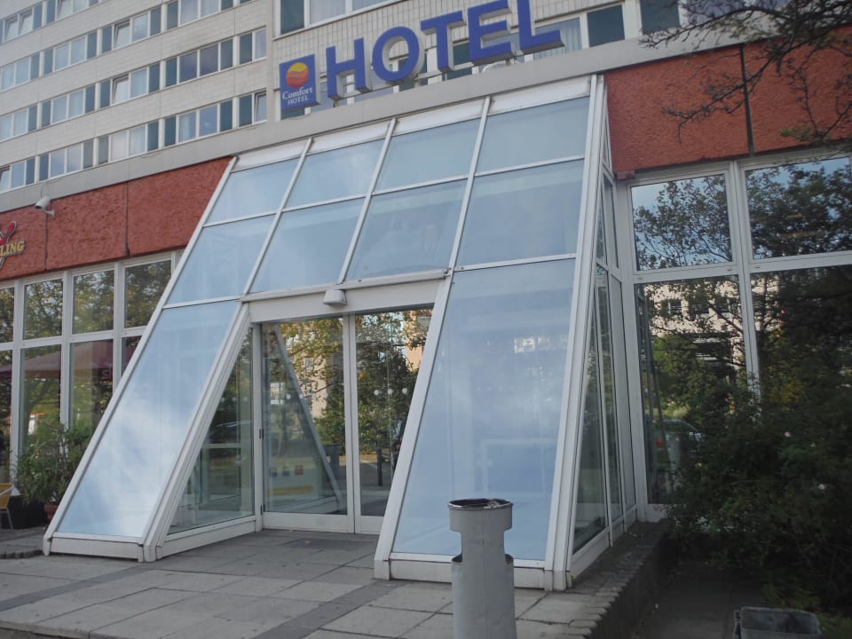 Eingangsbereich Hotel Berlin Lichtenberg