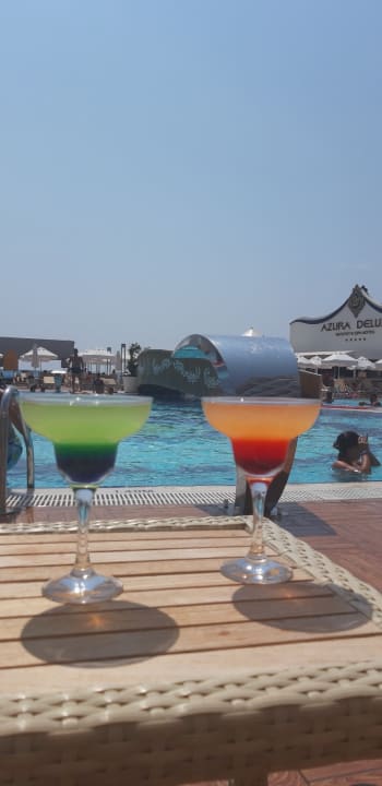 Pool Azura Deluxe Resort & Spa Hotel