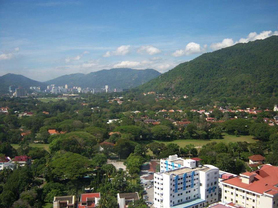 Blick aus dem Fenster Richtung Penang Hill Berjaya Georgetown Hotel