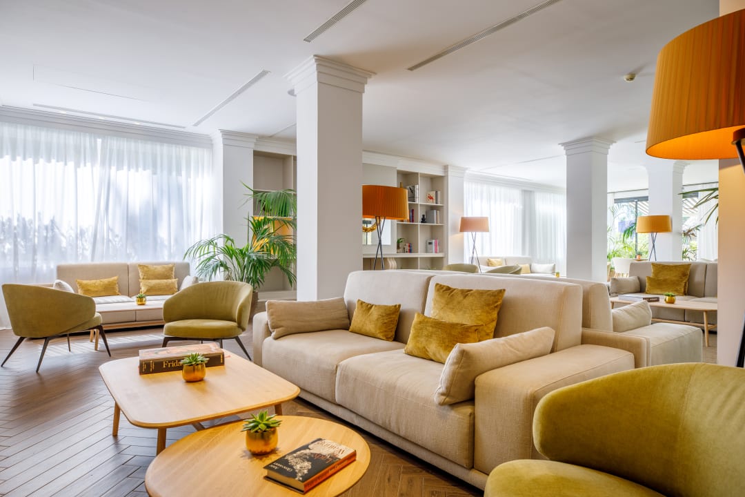 Lobby Illa d´Or Hotel & Club Apartamentos