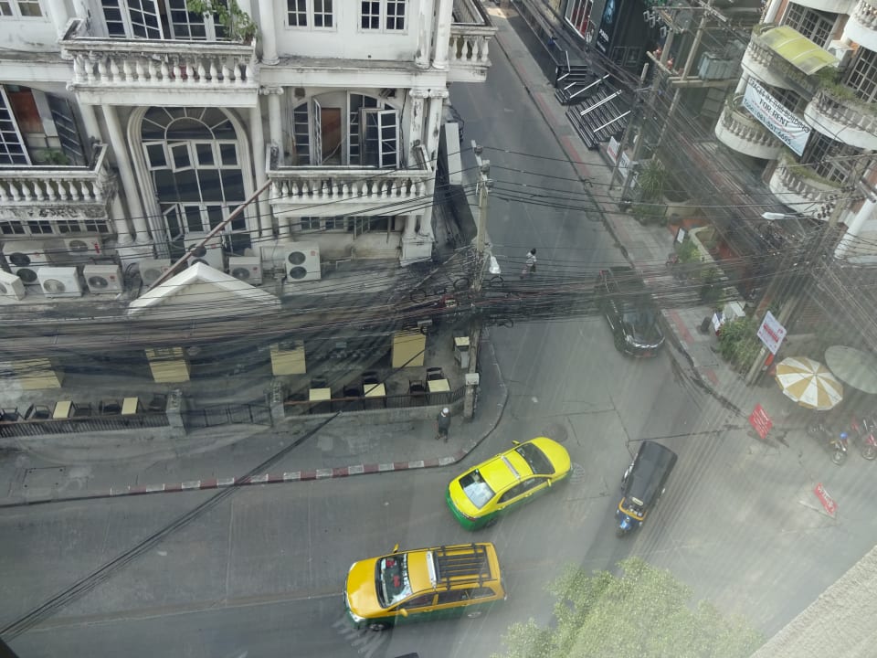 Ausblick Holiday Inn Express Bangkok Sukhumvit 11
