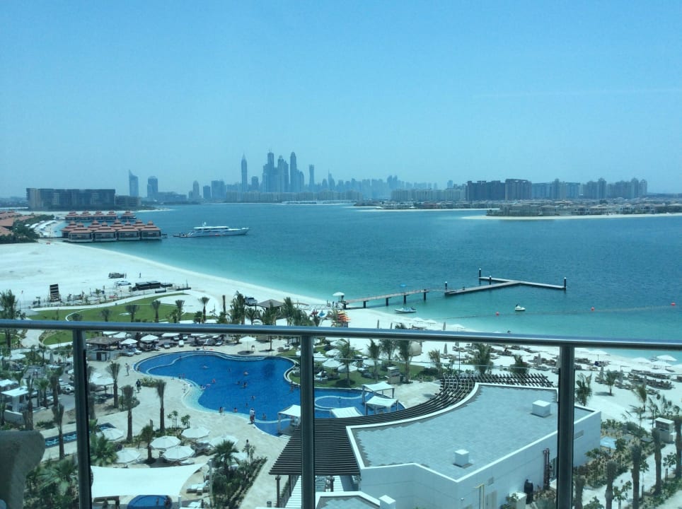 Blick auf den Palmen-Stamm Waldorf Astoria Dubai Palm Jumeirah
