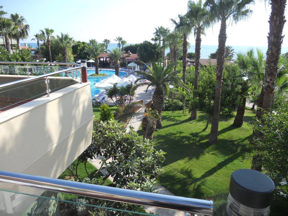 Ausblick von der Terrasse! Hotel Grand Side